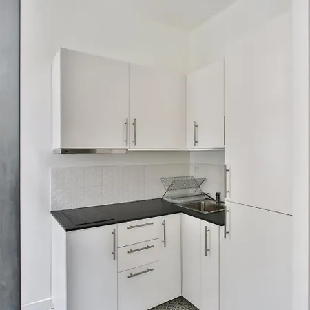 Guestready - Bright Near Trocadero Square Apartmán *